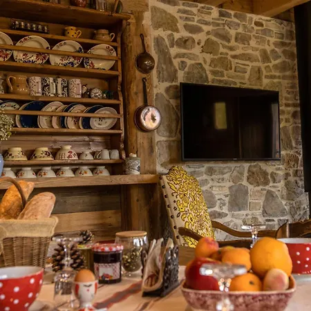 Chez L'angele Ле-Гет